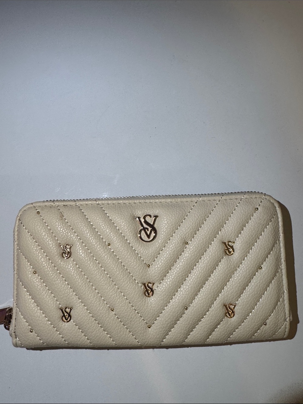 Victoria's Secret Quilted Cream Zip Wallet with Gold Logo Accents